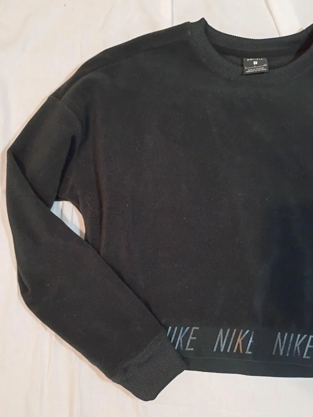 Nike/Crewneck Sweatshirt/Womens S/Black Dri-FIT Cropped Athleisure Logo Waistban